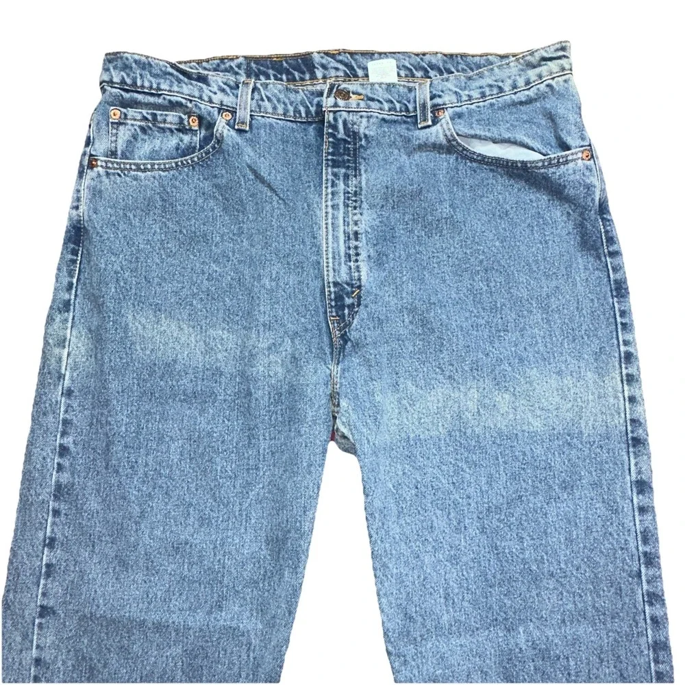 Vintage Levi's 505 Regular Fit Straight Leg Jeans Fit 40/32 Blue Denim USA Made